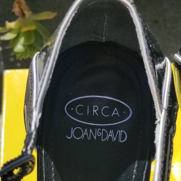 Circa Joan & David DJ Moss Black/White Ankle Strap Heeled Shoes - Picture 5 of 9